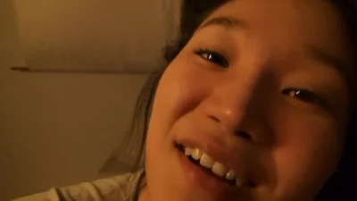 看这面相就知道被黑人玩爽了，一直在笑