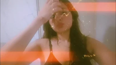 Showingmyboobs