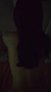 大哥不在家，跟嫂子晨练一会