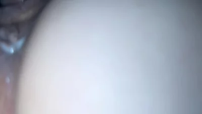 嫩妻日常，白浆流出来了